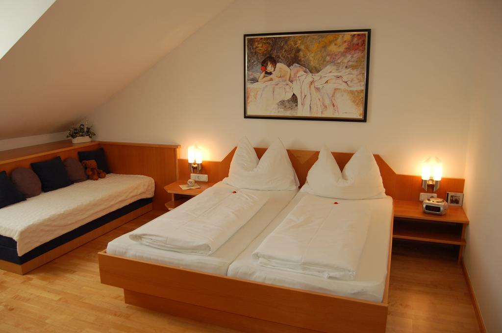 Appartement Pension Zur Post à Bad Blumau Chambre photo